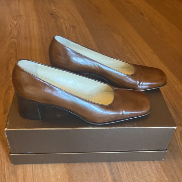 Prada Pumps with squarish tip; w/approx. 2 inch heels. - Picture 5 of 6